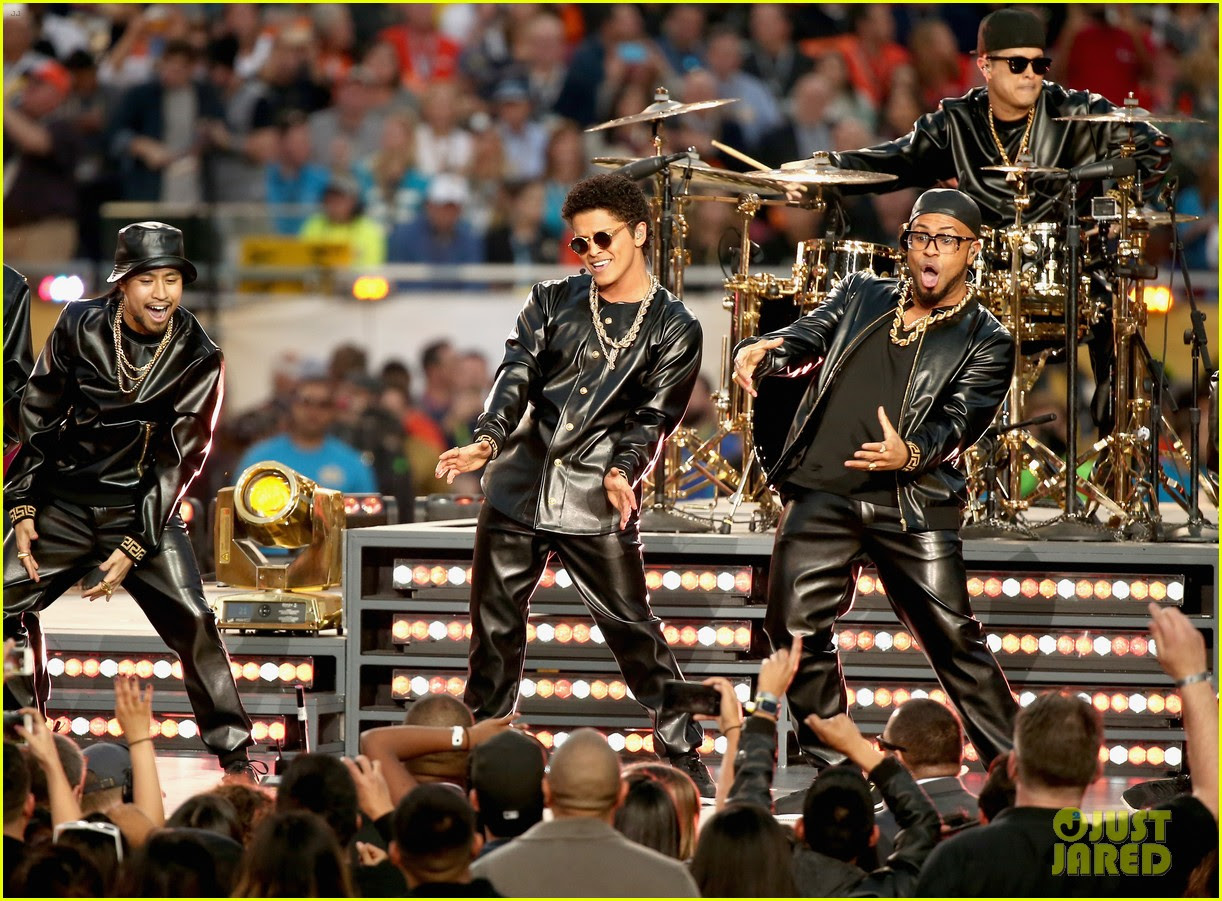 Bruno Mars: Super Bowl Halftime Show 2016 Video - WATCH 