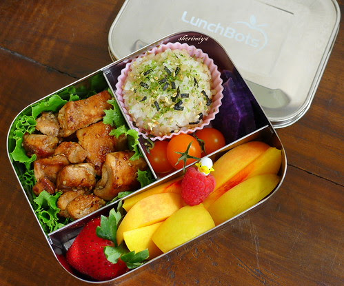 Balsamic Vinegar Sesame Chicken Lunchbots Bento by sherimiya ♥