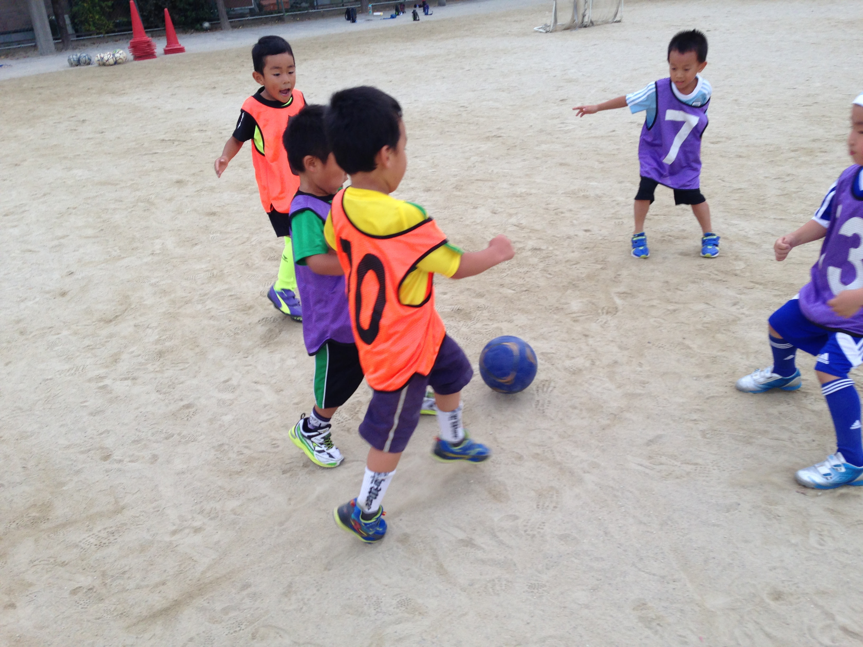 トレーニングの様子 エスペランサ 子ども向けサッカー教室 大宮 浦和 荒川区 足立区