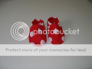  photo babyshoes_zpsb4321403.jpg