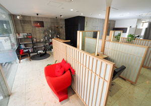 小田原市の美容室veloce