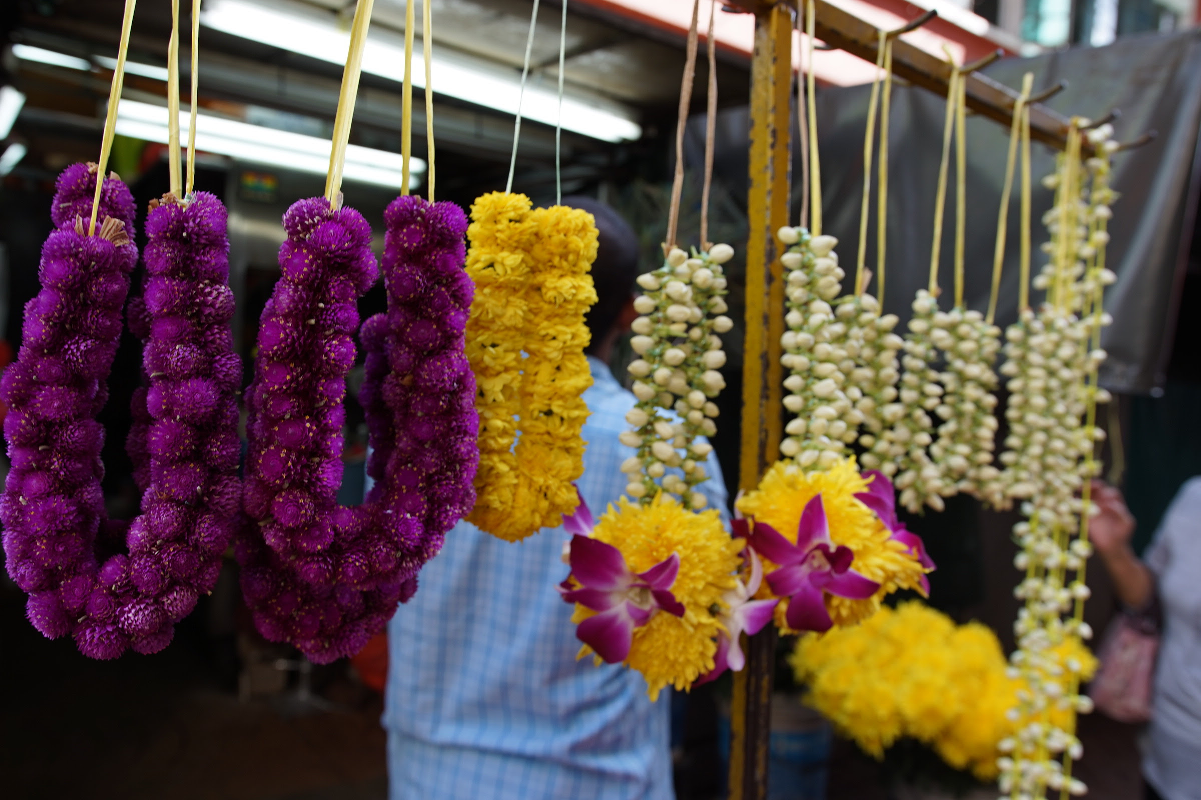 ヒンドゥー教の花飾りとリトルインディアの花仲卸屋さんを見てきました フラワーエデュケーションジャパン