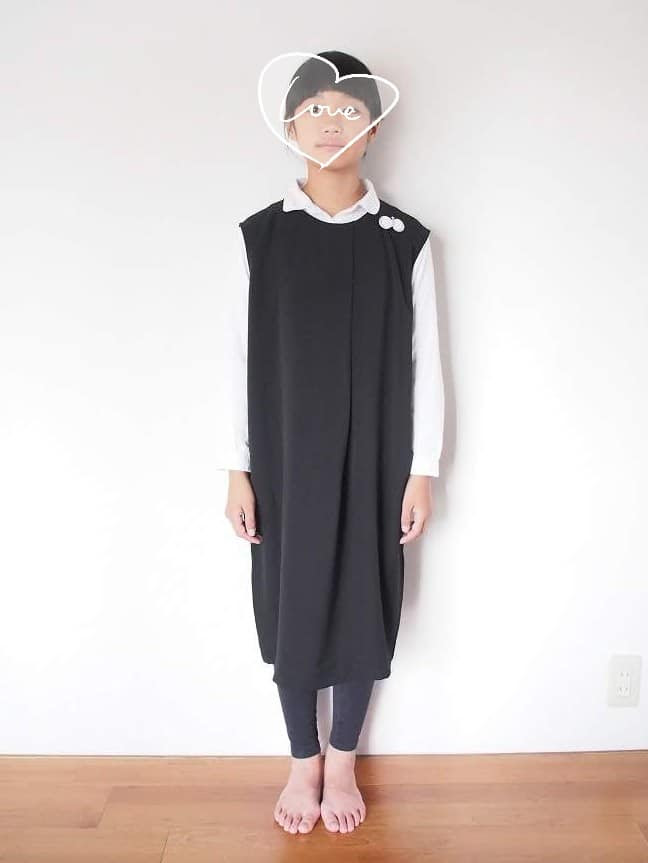 小学校卒業式にuniqloのワンピースとl Hermonyのブローチを Chibidas家のシンプルライフ