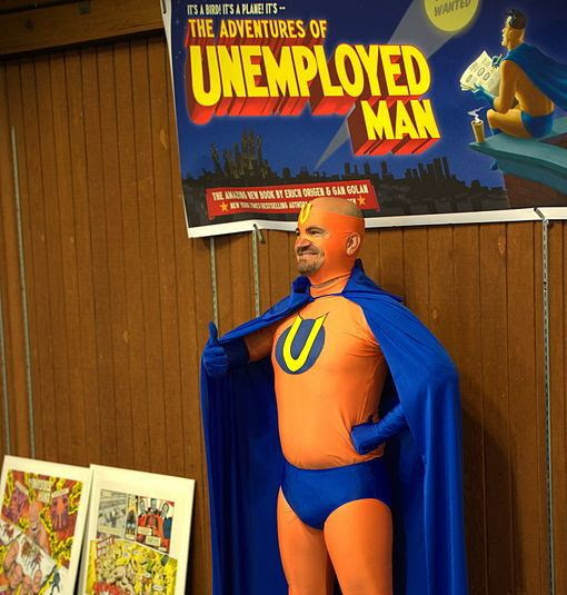 510px-unemployed_man_-_exhibitor_at_apexpo_2010_012