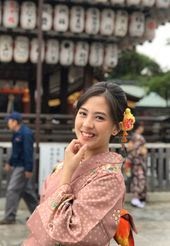 Trend Terbaru Biografi Zara JKT48 Dalam Pargraf, Model Rambut