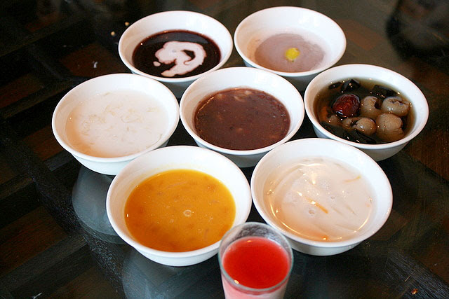 They have 20 desserts!
