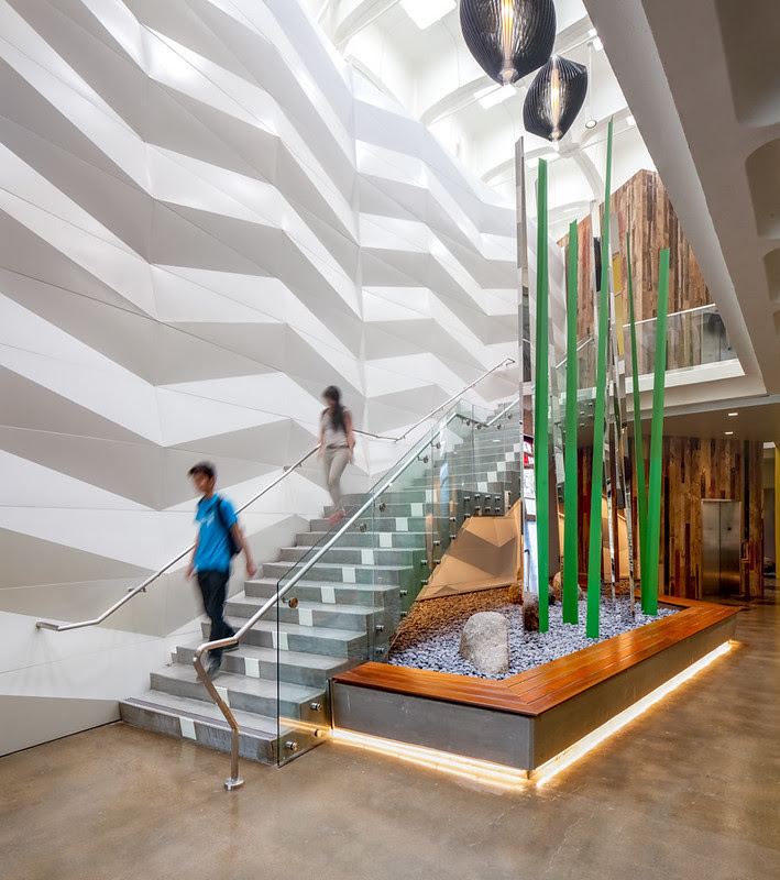 bradley_kda_galbraith_smallset_6