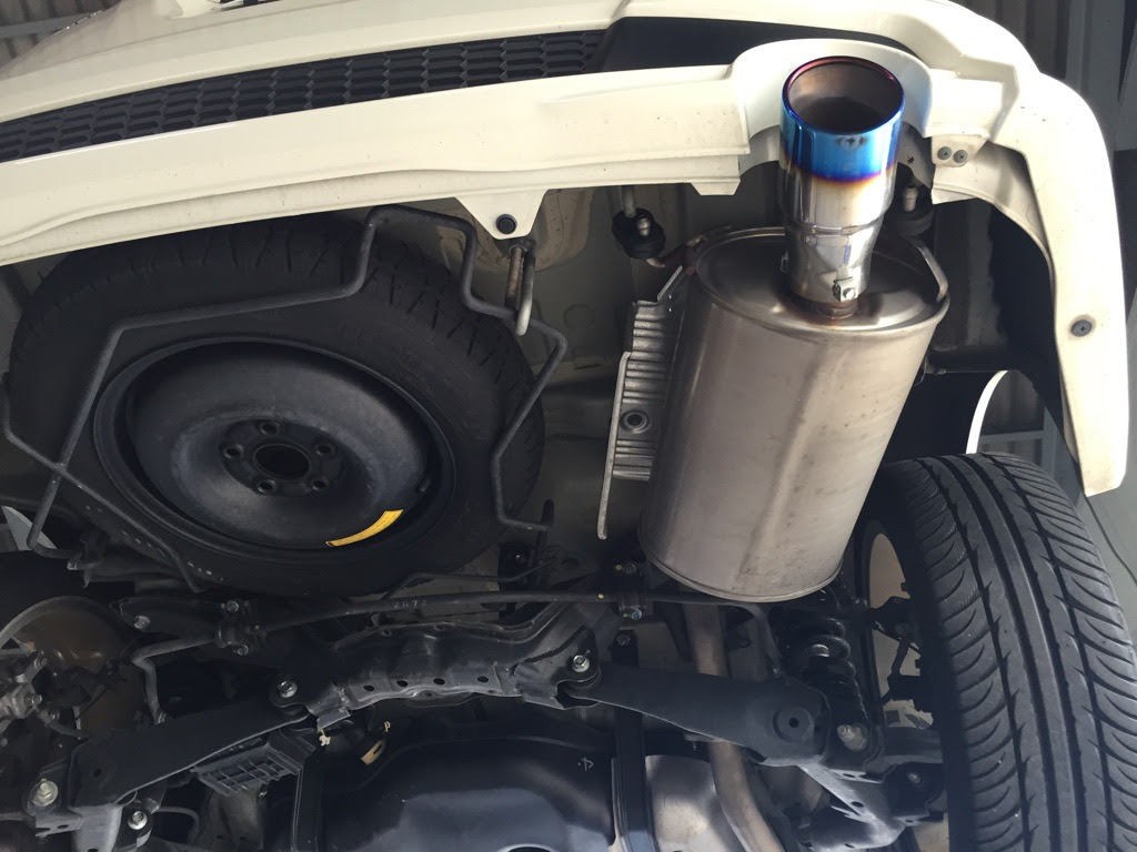 ストリーム マフラー交換 京都 久御山 K T M