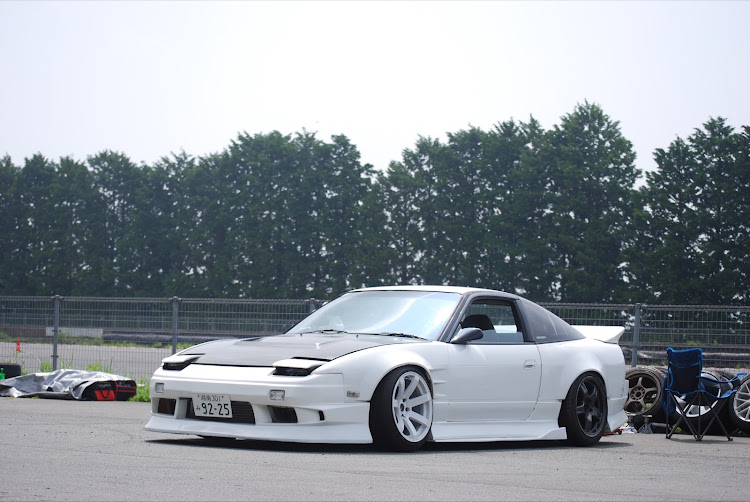 180SXの富士スピードウェイ・TKくらぶに関するカスタム事例の投稿画像4枚目