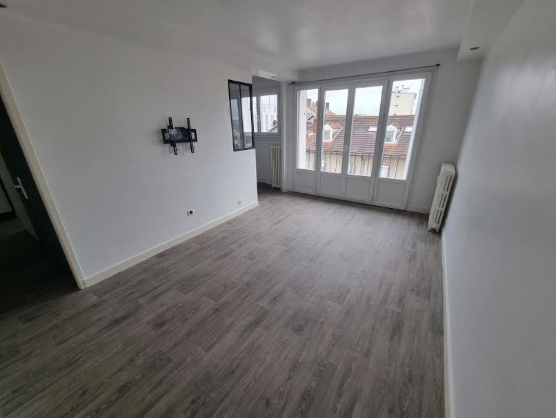 Location  appartement 3 pièces 53 m² à Limoges (87000), 690 €