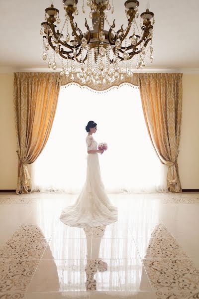 Wedding photographer Olga Laznikova (4ina). Photo of 30 March 2014