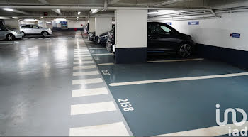 parking à Paris 2ème (75)