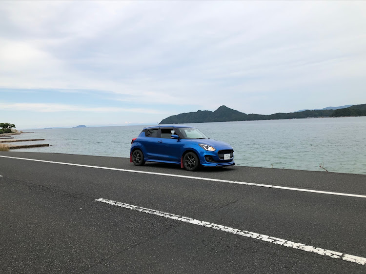 スイフトRSの宮津市・若狭湾・ドライブ・素イフトをかっこよく弄る会に関するカスタム事例の投稿画像2枚目