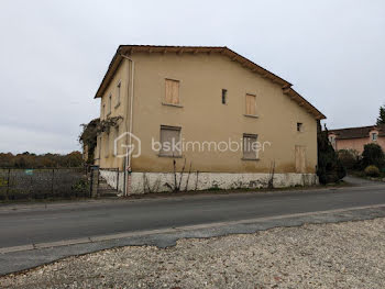 ferme à Eygurande-et-Gardedeuil (24)