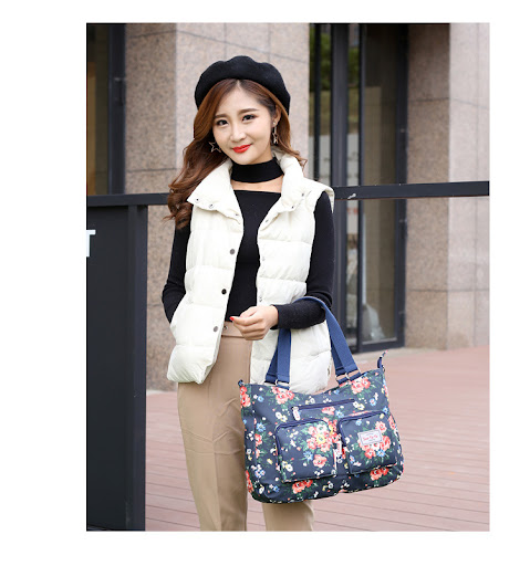 Title 11, Large-capacity printed one-shoulder womens can...