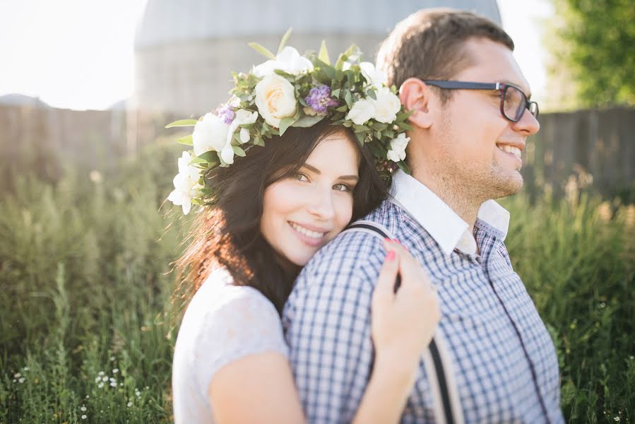 Fotógrafo de casamento Kirill Kalyakin (kirillkalyakin). Foto de 24 de março 2016