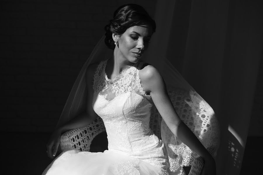 Wedding photographer Dmitriy Bilous (justsimple). Photo of 20 February 2015