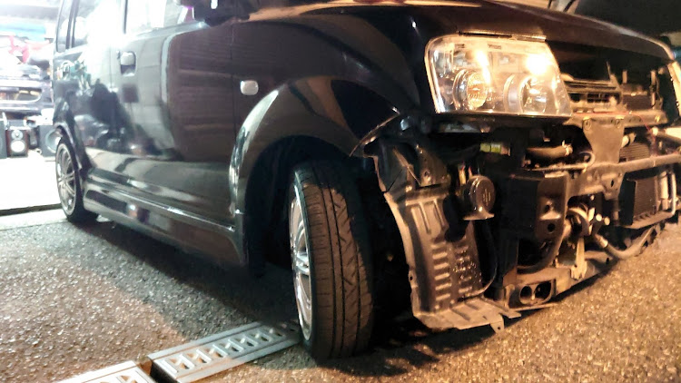 eKスポーツの廃車 今までありがとう。・パーツ売ります・乗り換え・ekスポーツ・20セルシオに関するカスタム事例の投稿画像5枚目