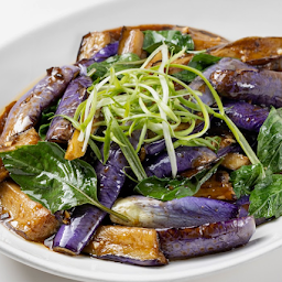 606. Braised Eggplant with Basil 醬燒茄子