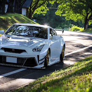 NISSAN GT-R R35