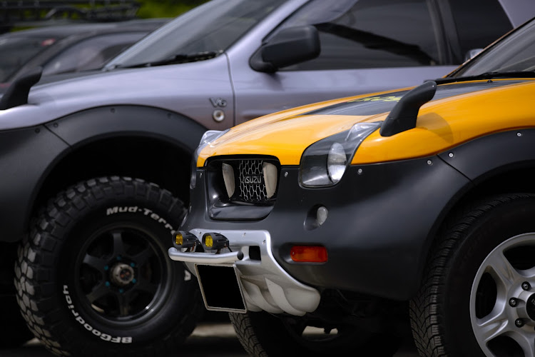 ビークロスの新緑と愛車・ALL JAPAN ISUZU FESTIVAL 2024・本州上陸・カフェ活・食うチューンに関するカスタム事例の投稿画像18枚目