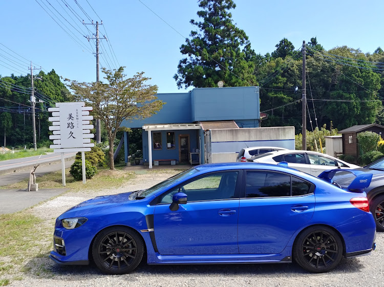 WRX S4のブル🎾さんが投稿したカスタム事例の投稿画像10枚目