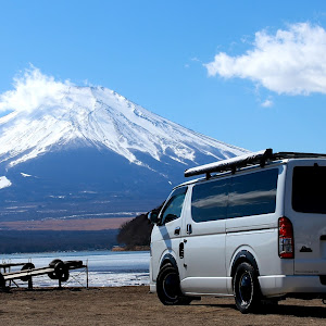 ハイエースバン GDH201V