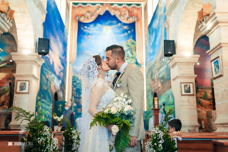 結婚式の写真家Jhon Molina (fotoluzstudio)。2022 8月18日の写真