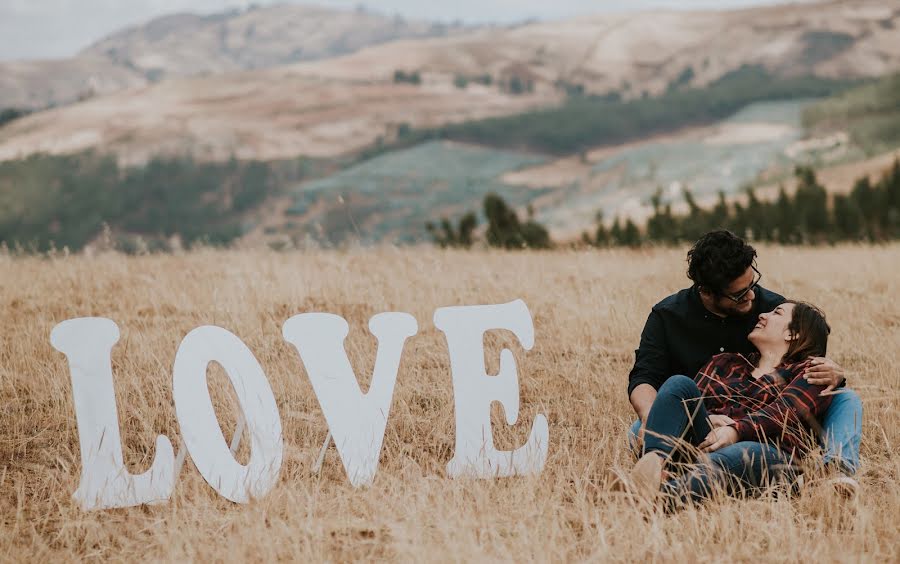 Wedding photographer Jorghino Contreras (jorghino19). Photo of 3 October 2018