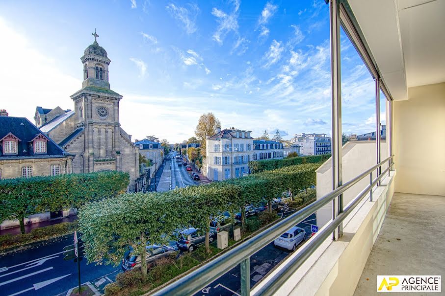 Vente appartement 3 pièces 79 m² à Saint-Germain-en-Laye (78100), 608 000 €