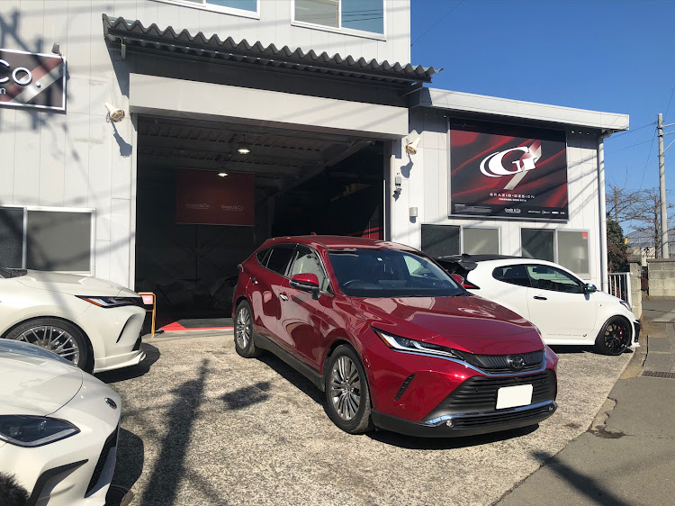 ハリアーのドライブ・毎日それでも当たり前に来る🚘・エンブレム交換・麗しいハリアーに関するカスタム事例の投稿画像1枚目
