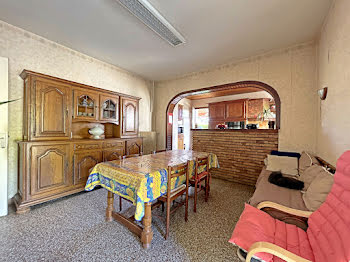 villa à Castel-Sarrazin (40)