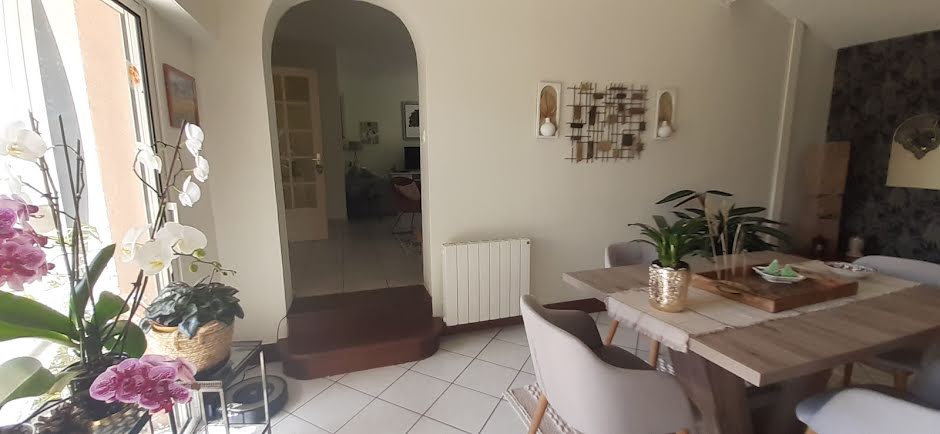 Vente maison 5 pièces 103 m² à Castres (81100), 229 000 €