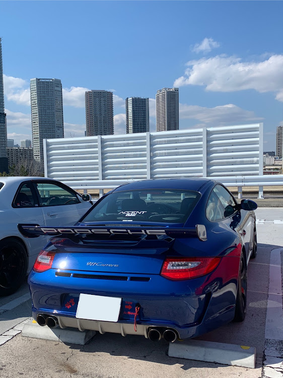 997の997・辰巳第一PA・中途半端な壁いる？・コロ助・ひなたぼっこに関するカスタム事例の投稿画像1枚目