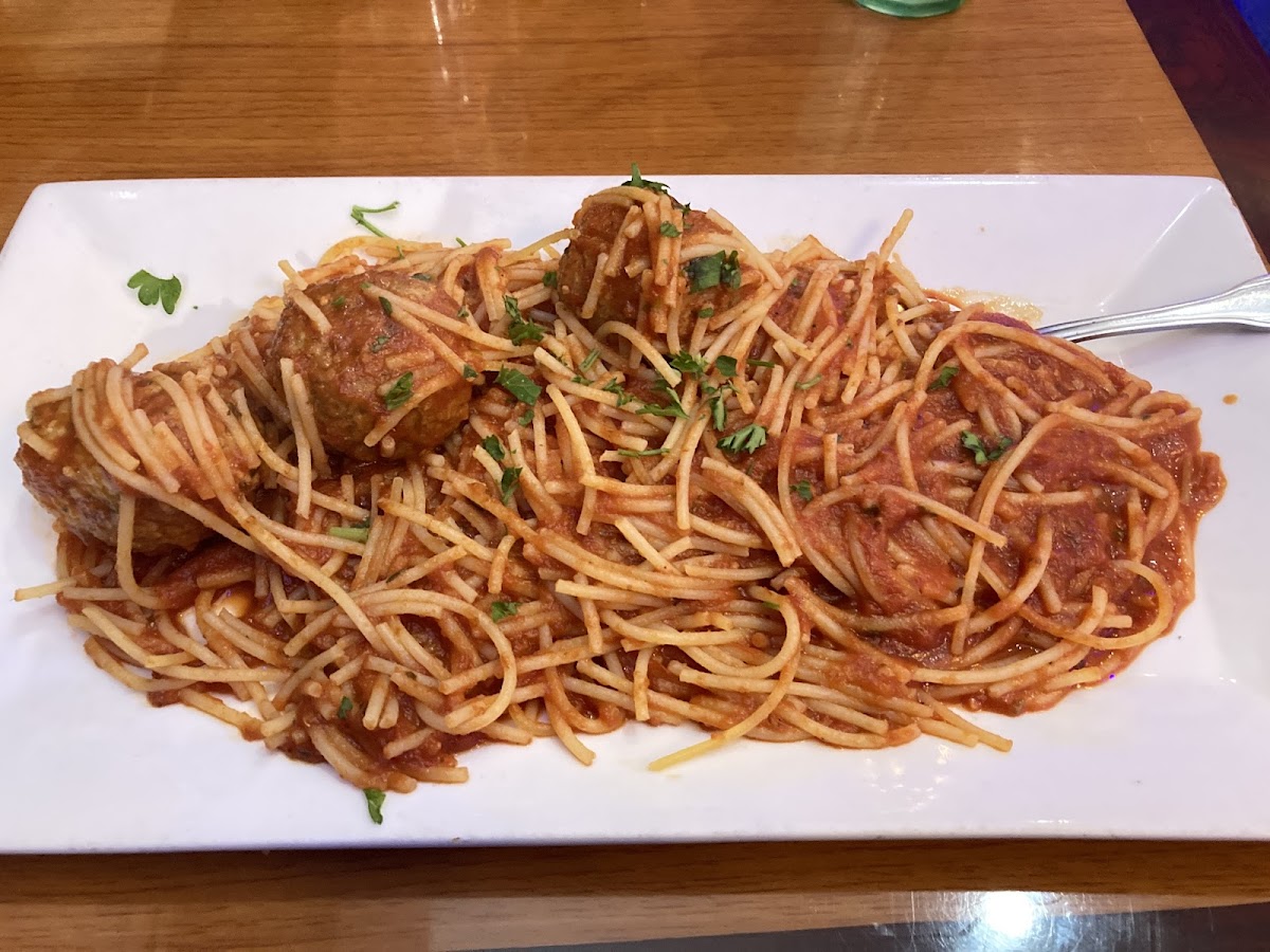 Spaghetti and meatballs