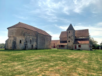 manoir à Moulins (03)