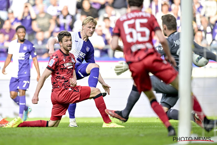 René Vandereycken heeft bijzonder pittige vraag over Kasper Dolberg klaar voor Brian Riemer