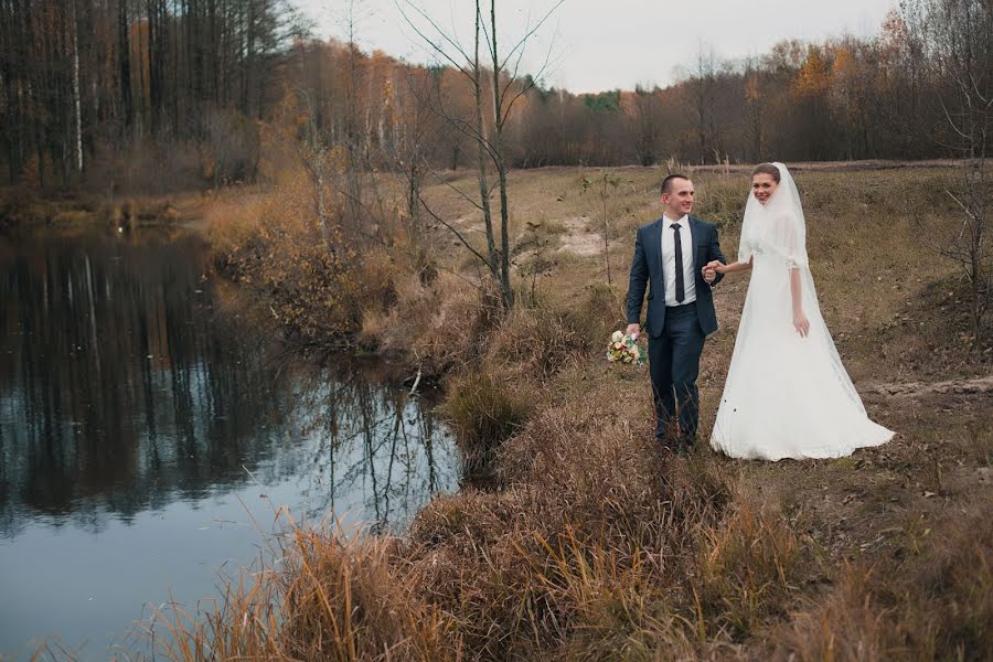 Fotógrafo de casamento Lesia Dubeniuk (lesych). Foto de 13 de fevereiro 2017