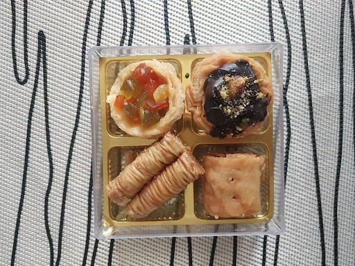 Royal Nut Mix Assorted Baklava Box