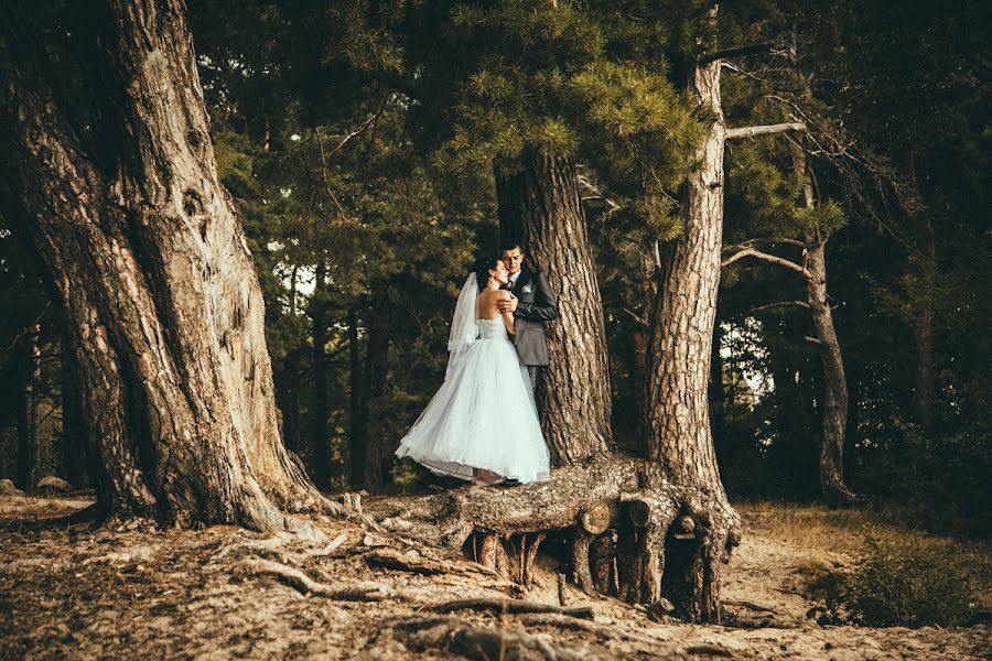 Wedding photographer Misha Shuteev (tdsotm). Photo of 17 March 2014