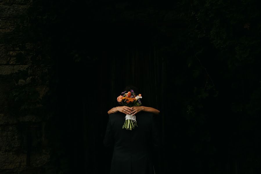 Fotógrafo de casamento Gerard Reyes B. (f22estudi). Foto de 11 de outubro 2022