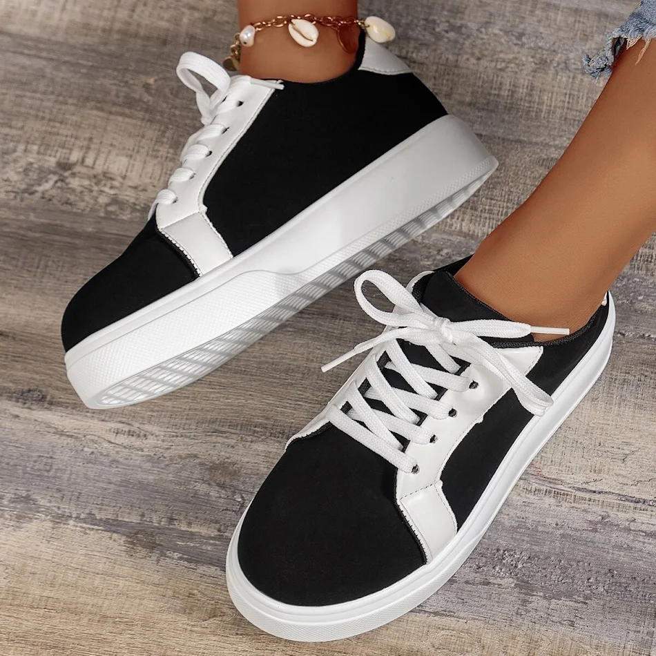 Sapatilhas Femininas Novas com Cadarço para Caminhada Esportiva Skate Sapatos Retrô Moda Casual Conforto e Estilo
