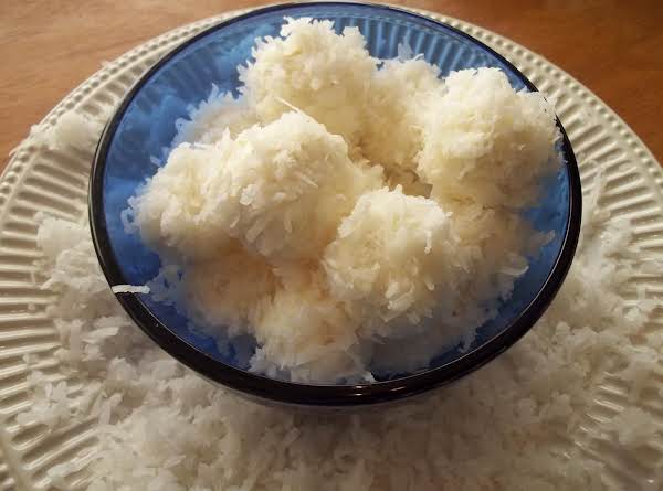 Pineapple Coconut Snowballs_image