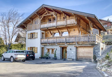 Chalet with panoramic view and terrace 5