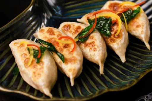 Veg Pan Fried Momos