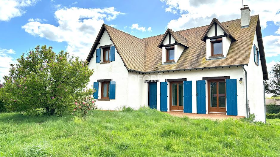 Vente maison 6 pièces 142 m² à Ouzouer-sur-Loire (45570), 239 000 €