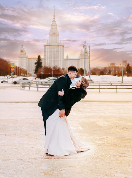 Wedding photographer Viktoriya Belousova (vivabalusova). Photo of 6 March 2019