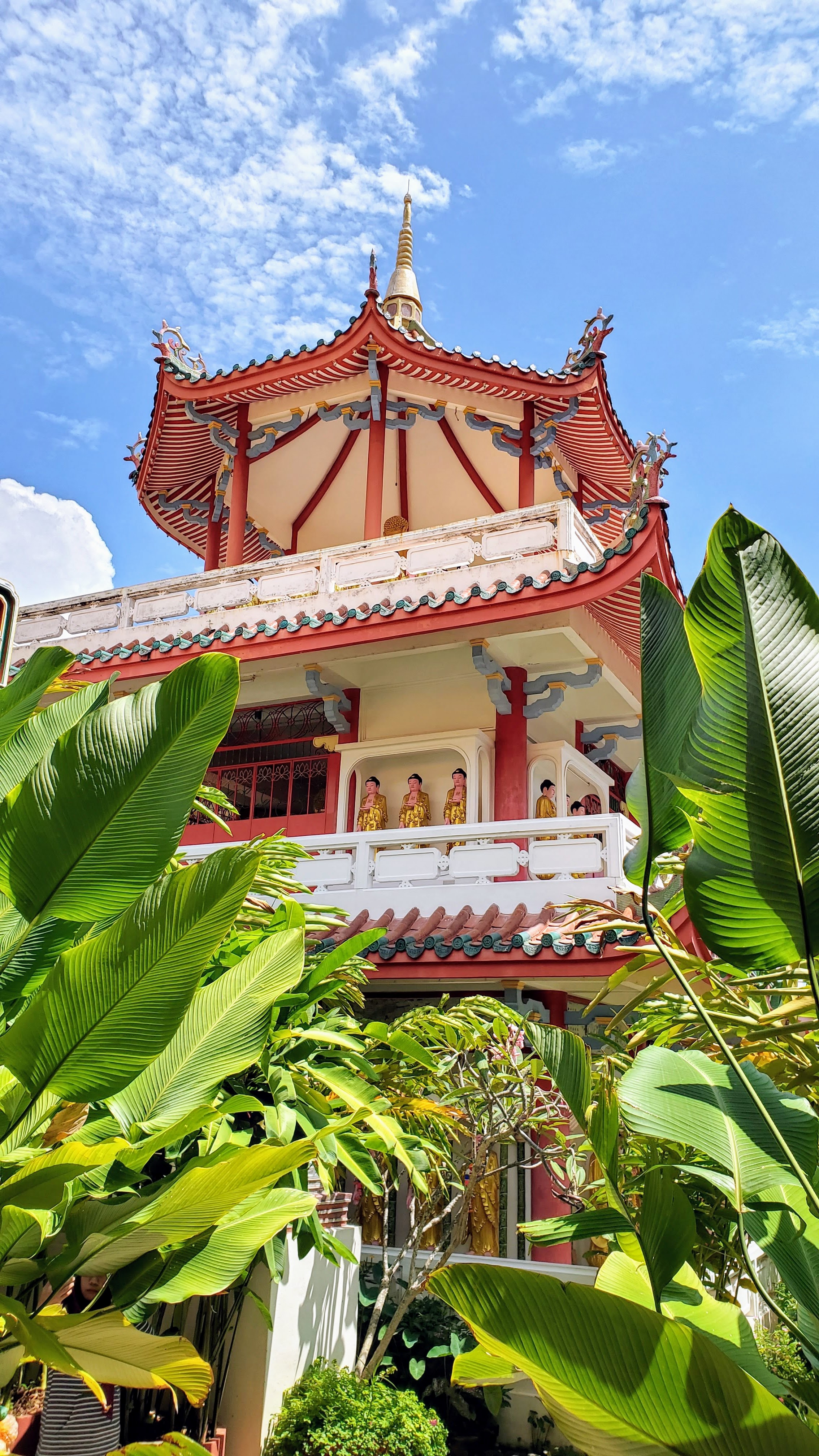 Visiting Kek Lok Si: What makes it unique is that among its millions of Buddhas it shows the blending of cultures that is so representative of Malaysia by including many stylistic representations of Buddha.