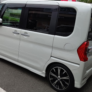 タントカスタム LA600S