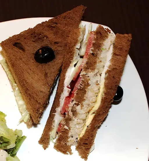 Sauteed Chicken Club Sandwich